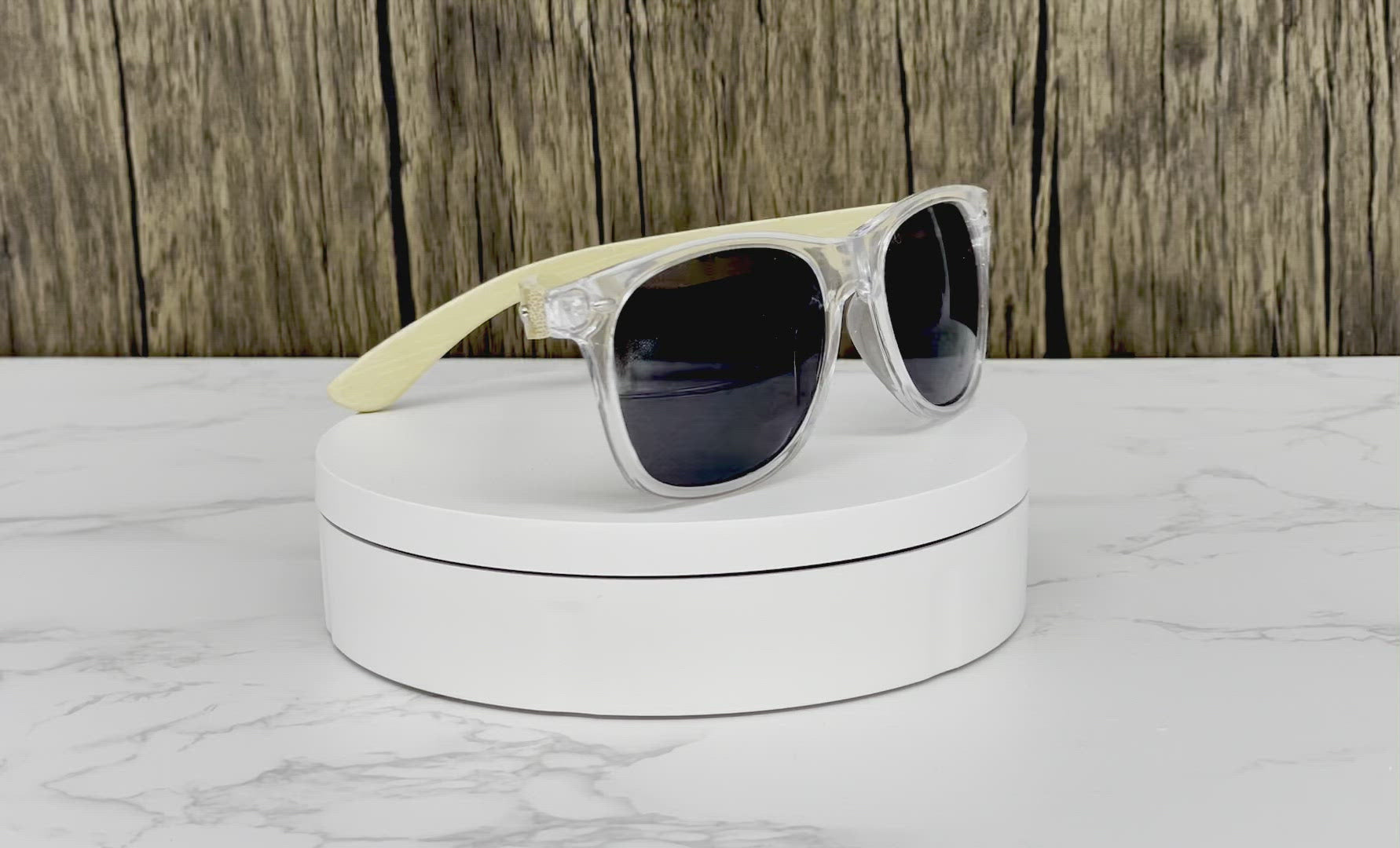 Fashion engraved sunglasses