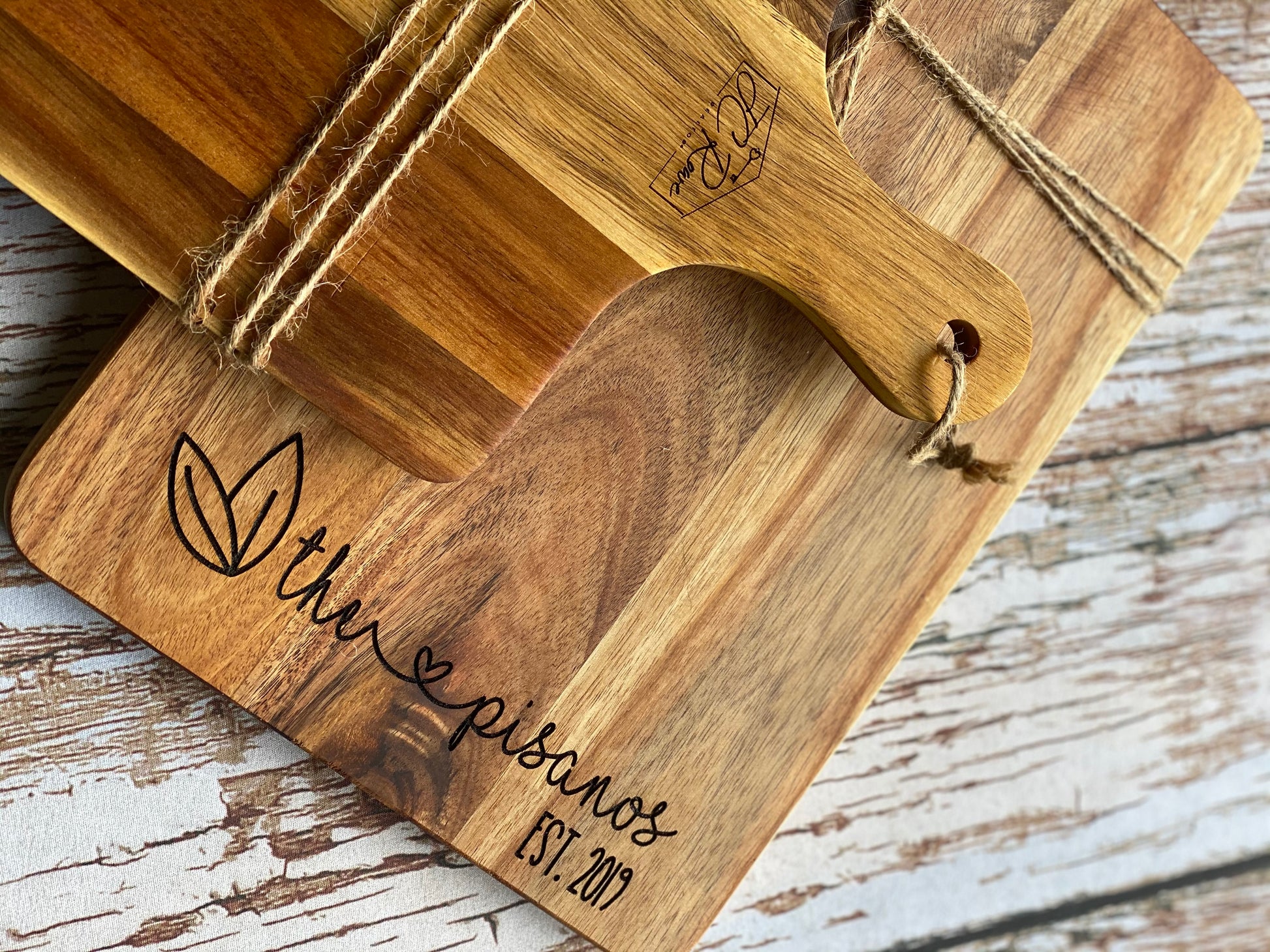 Handcrafted Wooden Chopping Boards For Every Occasion - Ellementry